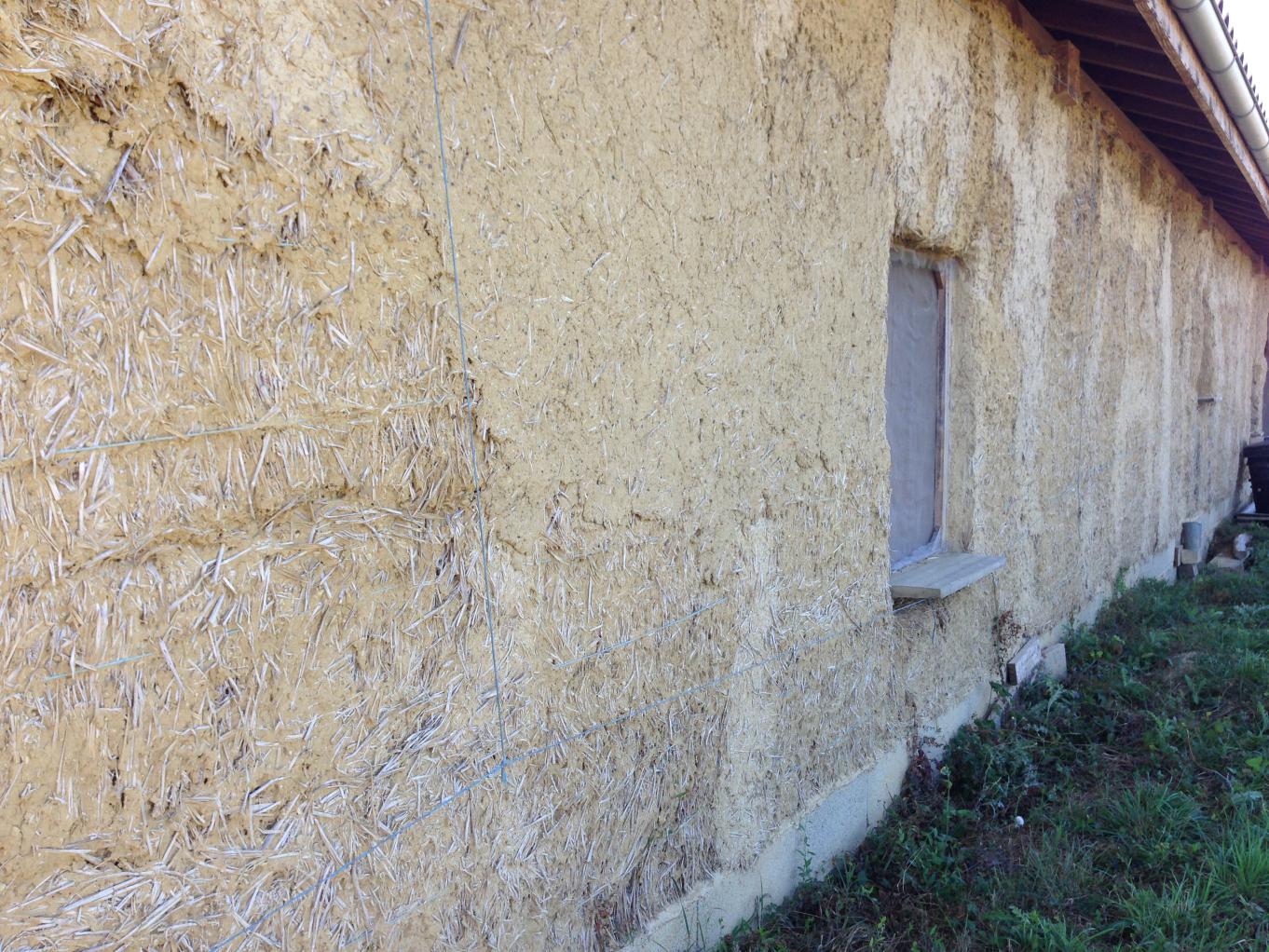 MAISON PAILLE FAÇADE AVANT TRAVAUX